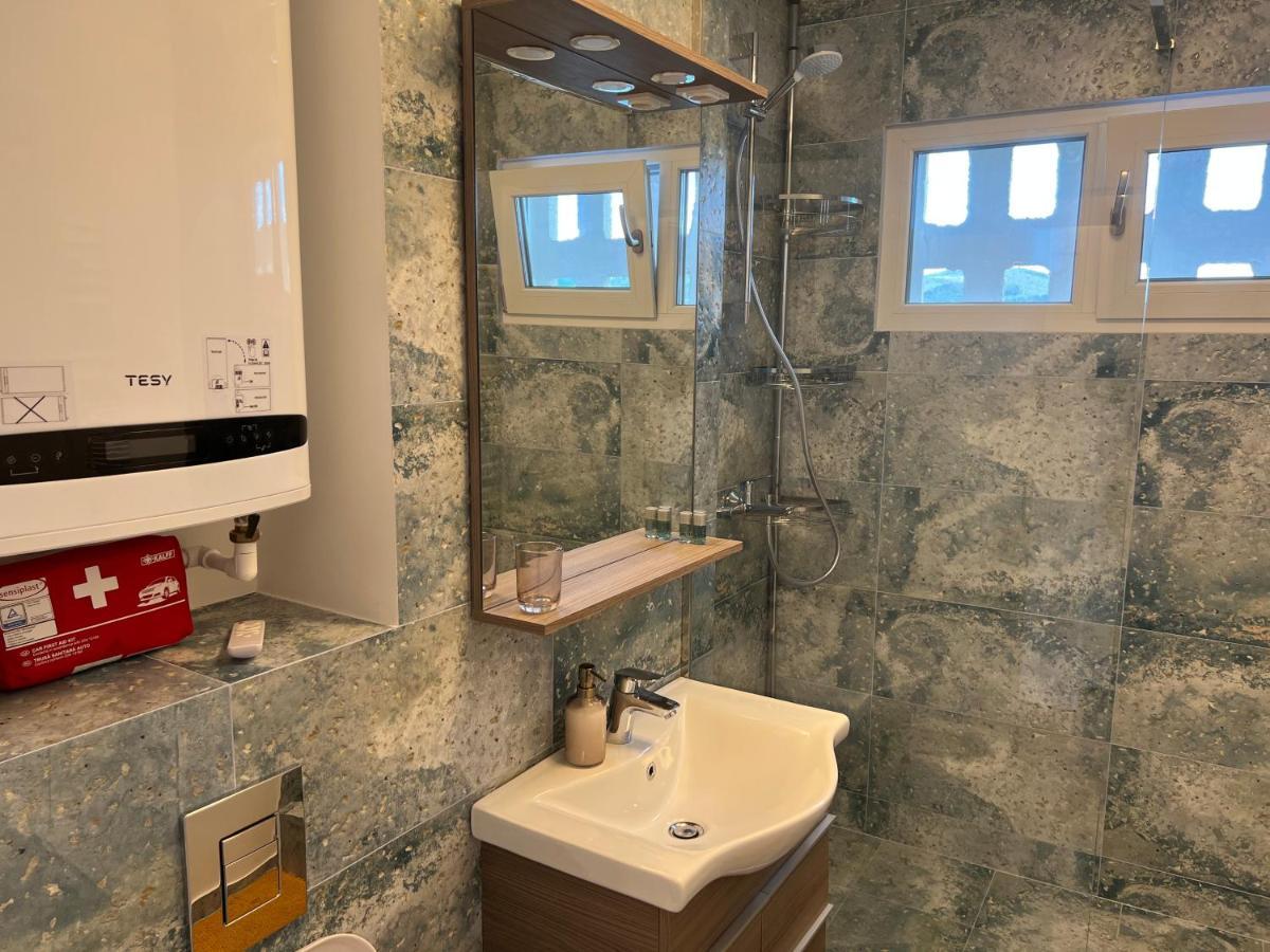 Guesthouse Mili Orşova المظهر الخارجي الصورة